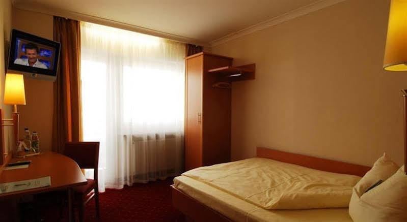 Bristol Hotel